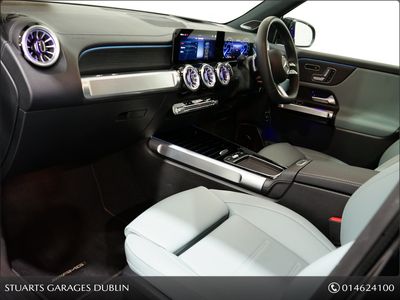 2025 Mercedes-Benz EQB