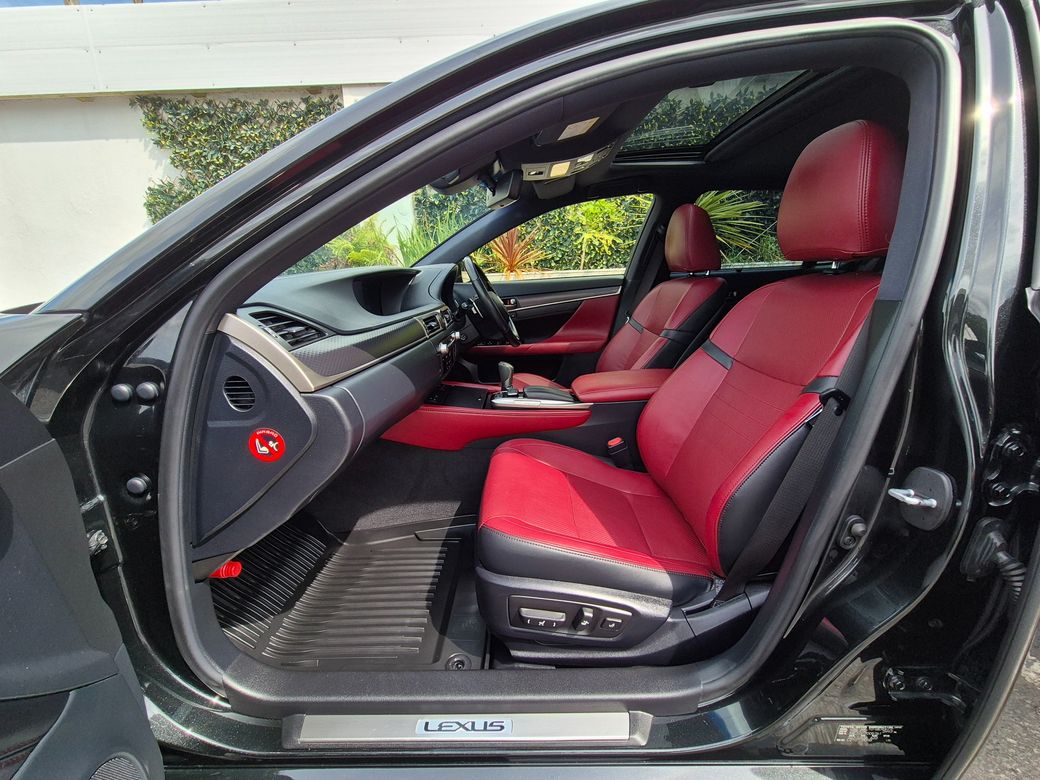 2018 Lexus GS 300H