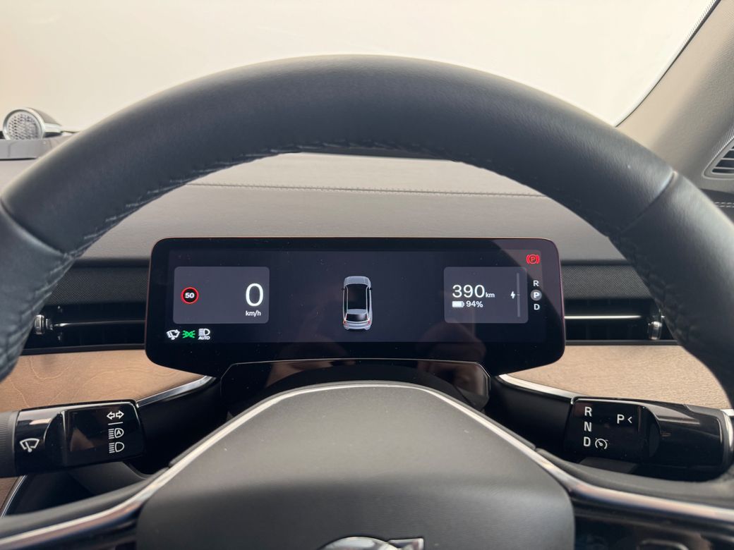 2025 Volvo EX90