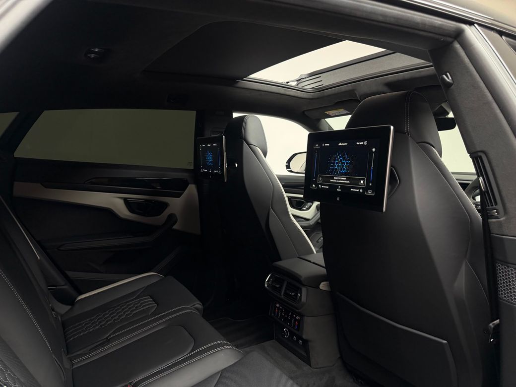 2025 Lamborghini Urus