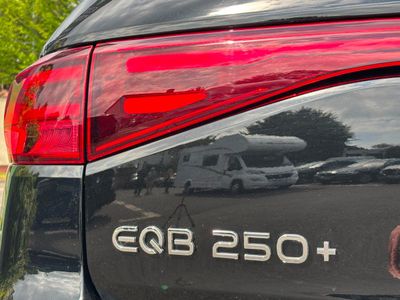 2025 Mercedes-Benz EQB