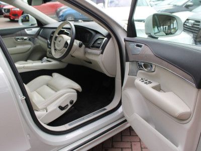 2021 Volvo XC90