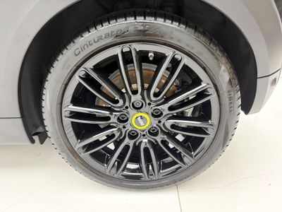 2023 Mini Hatch