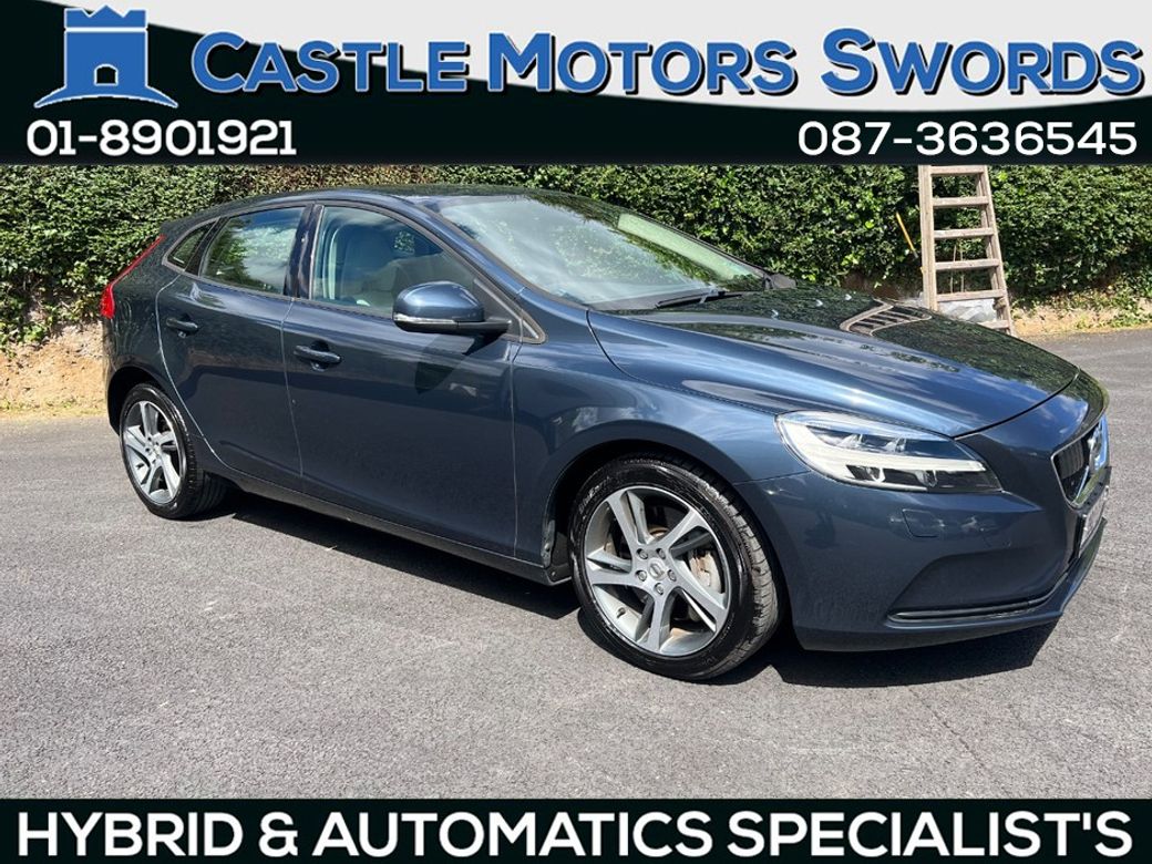 2019 Volvo V40