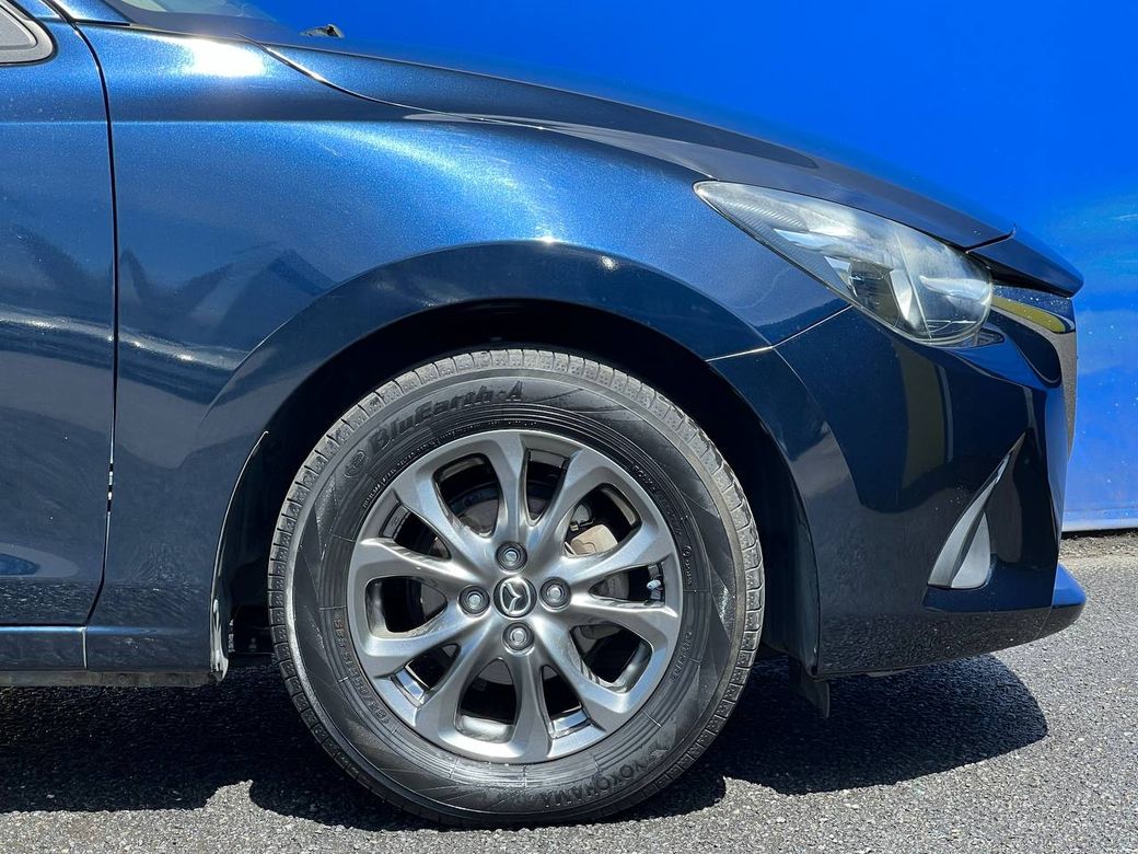 2017 Mazda Demio