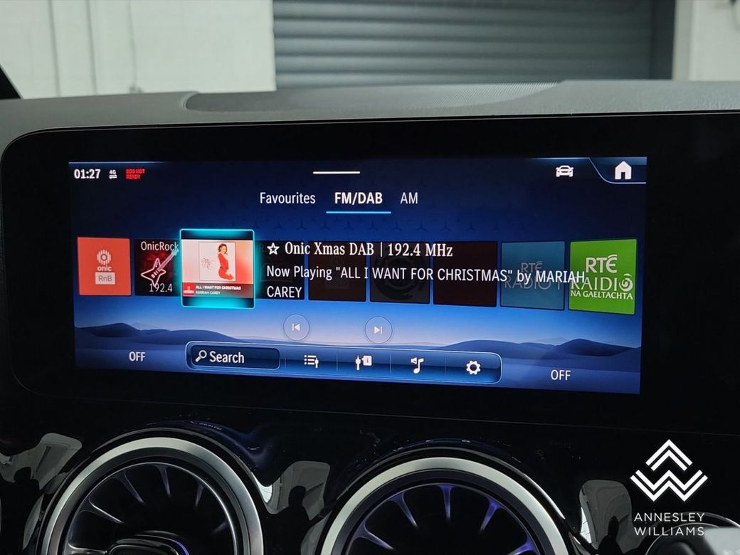 2025 Mercedes-Benz GLA Class