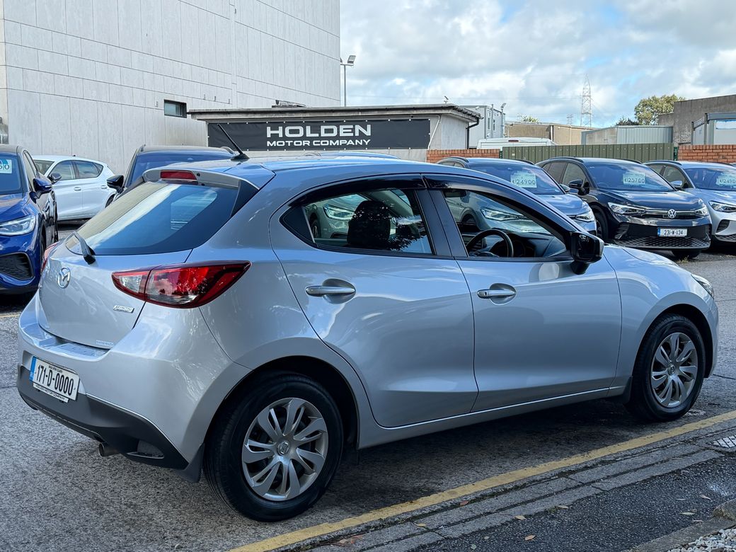 2017 Mazda Demio