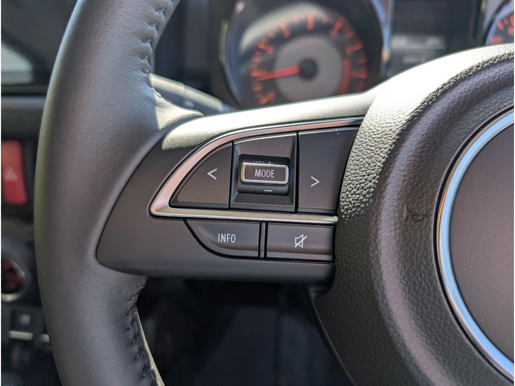 2025 Suzuki Jimny