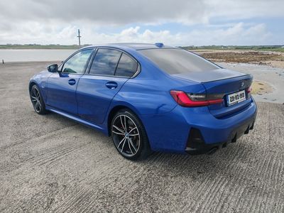2023 BMW 330