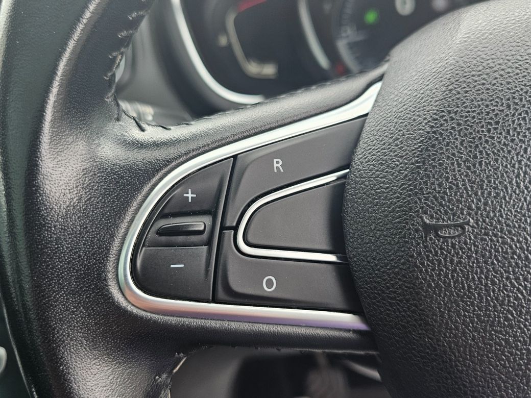 2017 Renault Grand Scenic