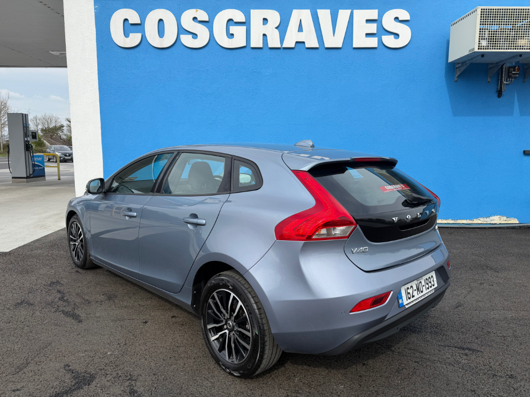 2016 Volvo V40