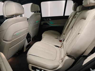 2020 BMW X7