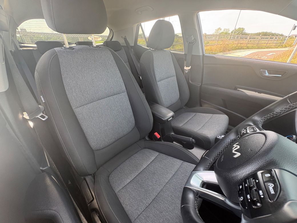 2024 Kia Stonic
