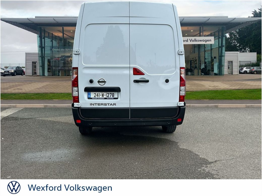 2024 Nissan Interstar