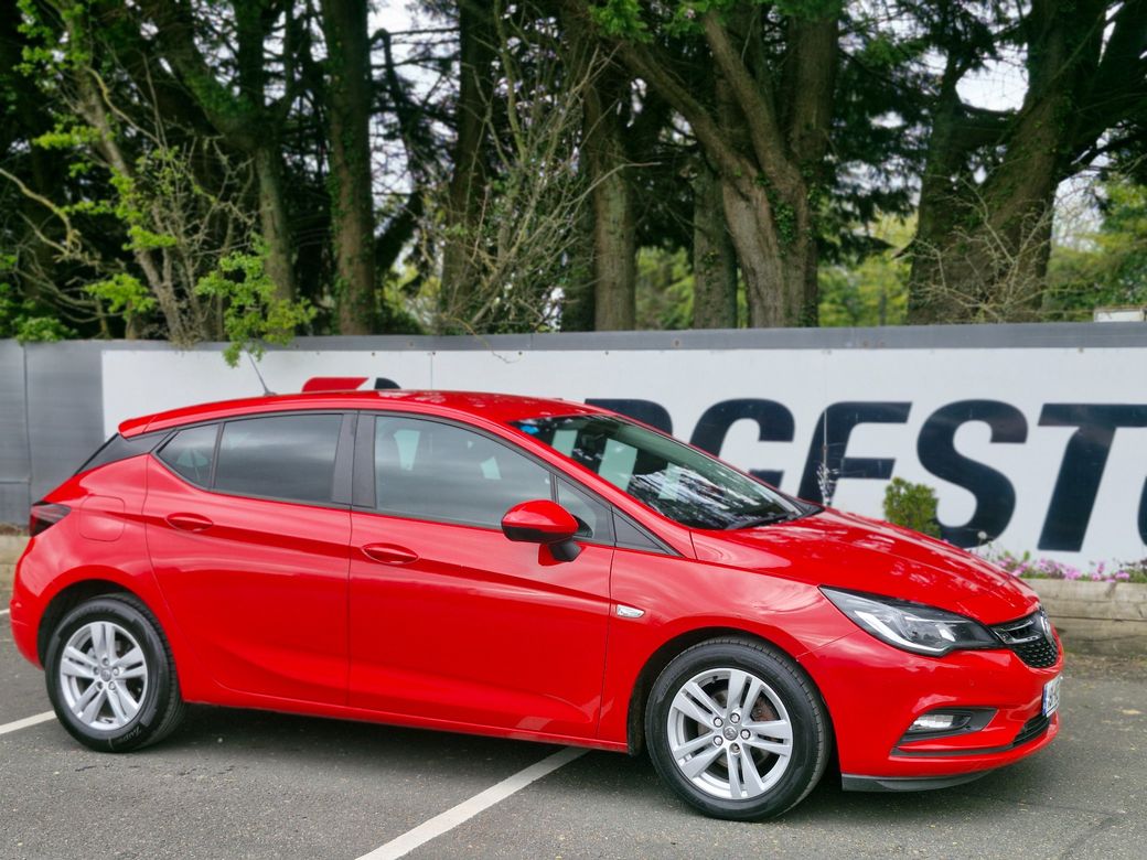 2018 Vauxhall Astra