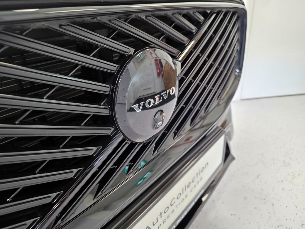 2025 Volvo XC60