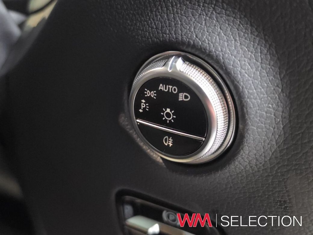 2025 Mercedes-Benz GLC Class
