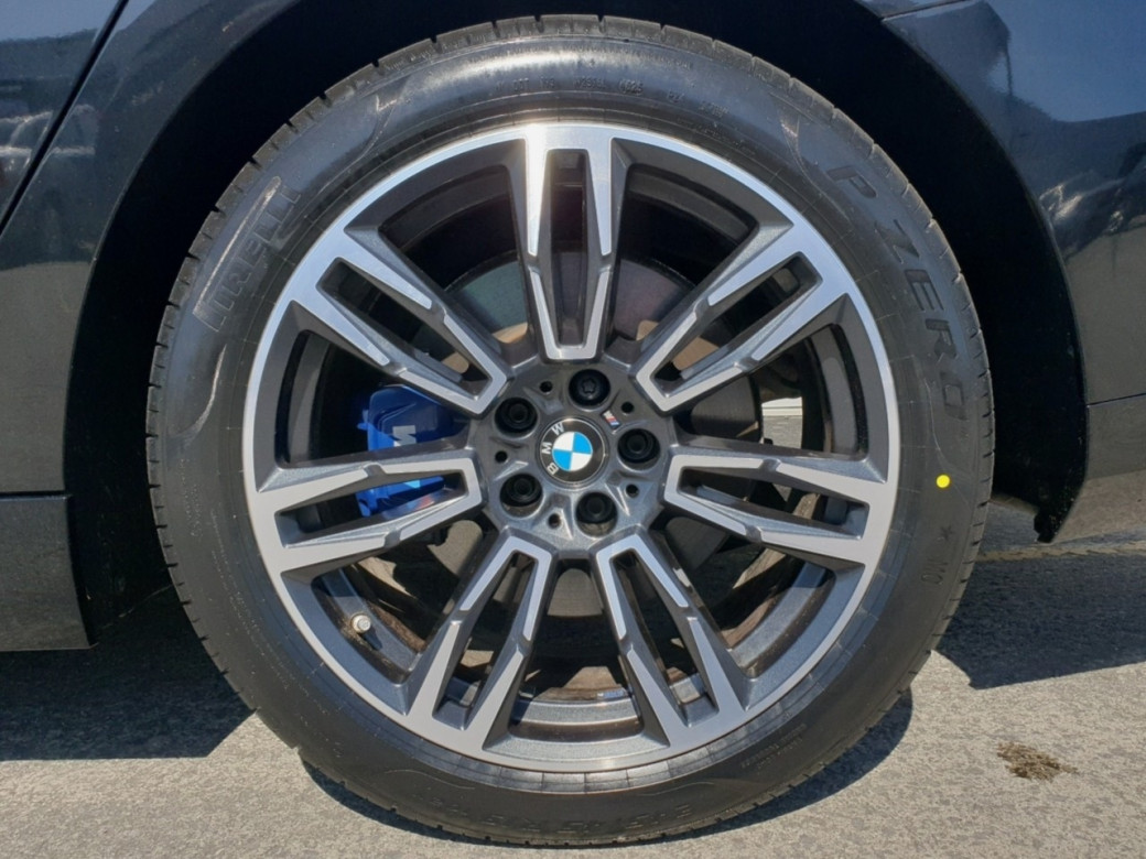 2024 BMW 520