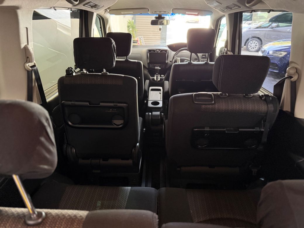 2015 Nissan Serena