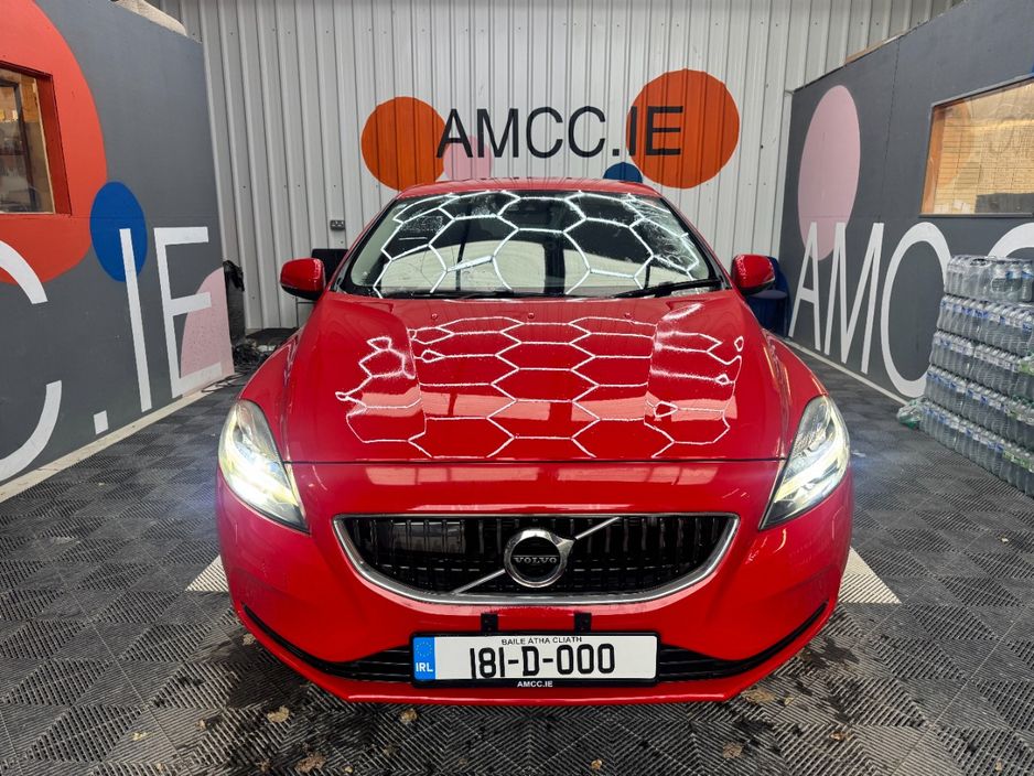 2018 Volvo V40