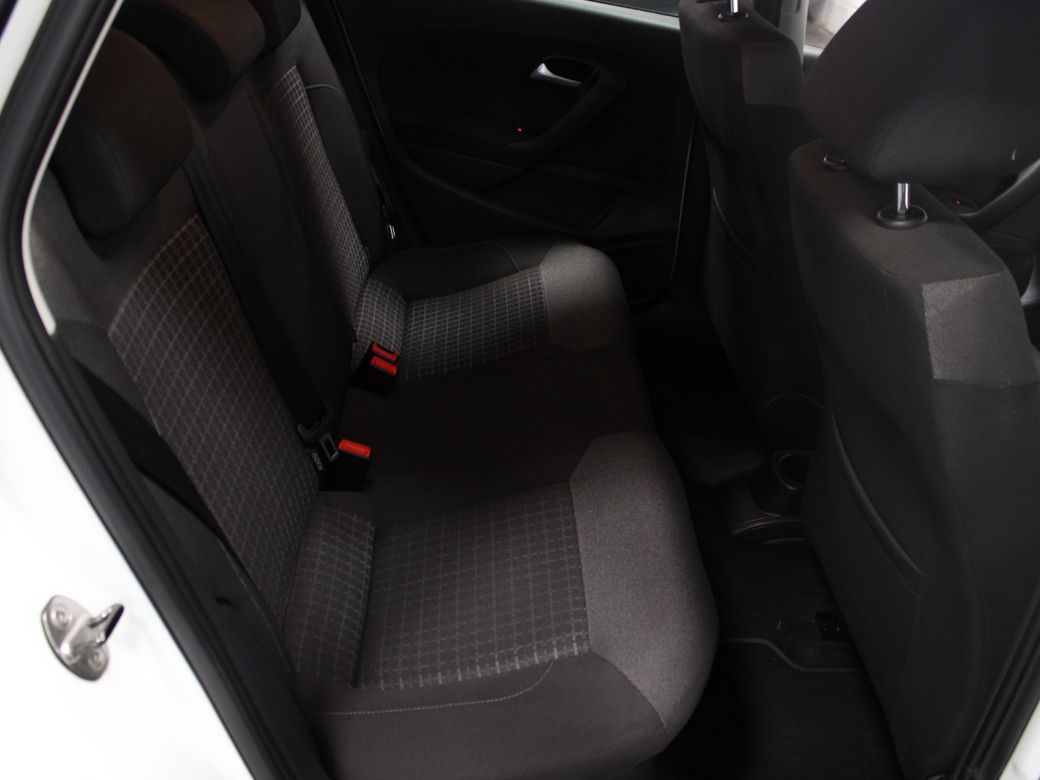 2015 Volkswagen Polo