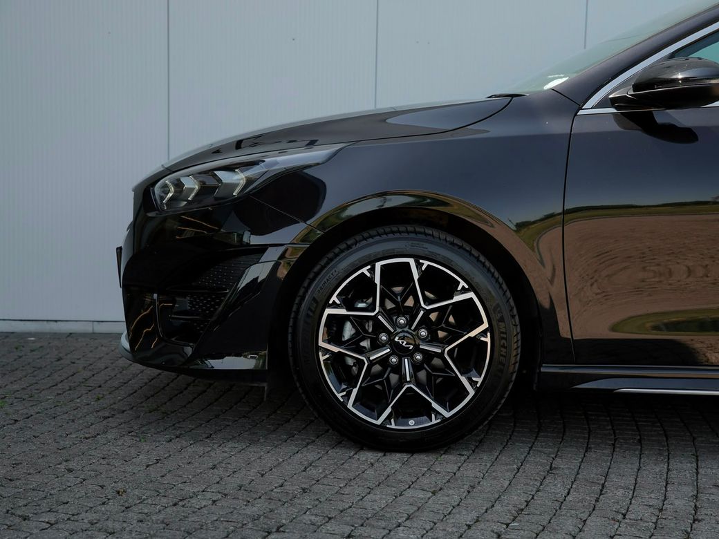 2025 Kia Ceed