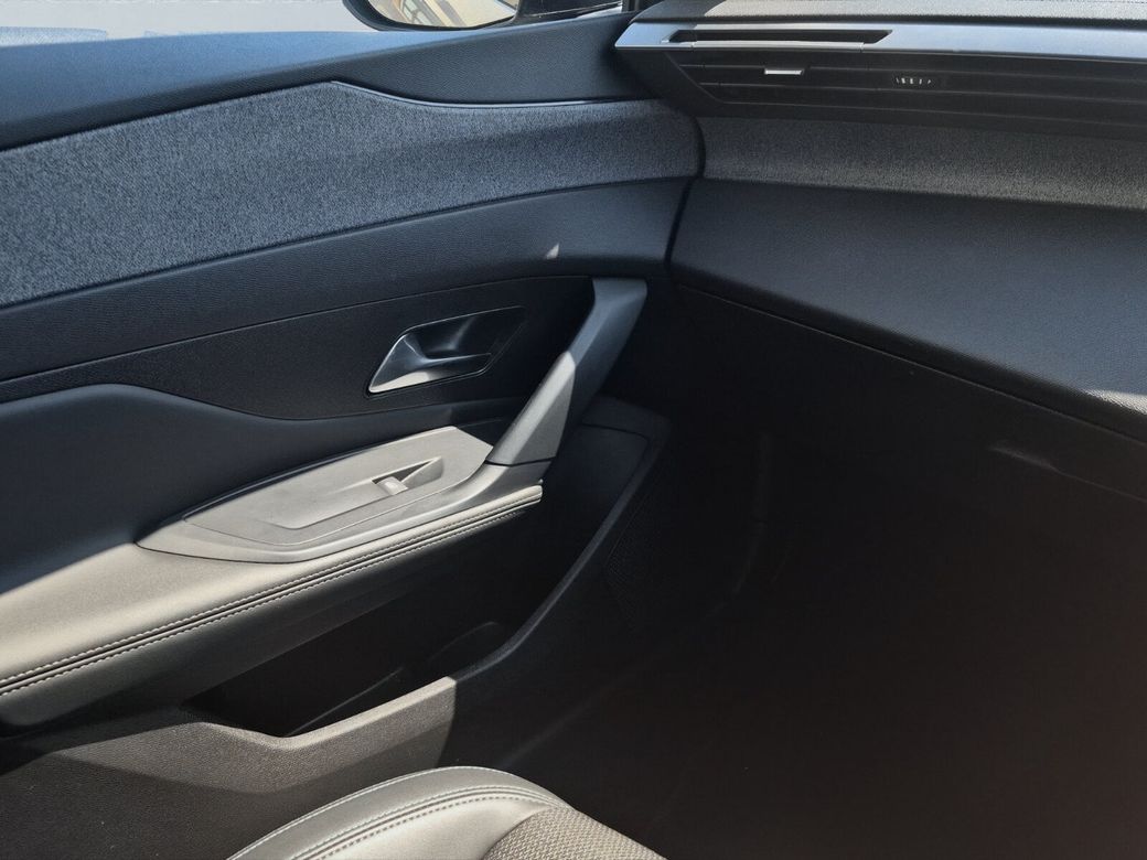 2023 Peugeot 308