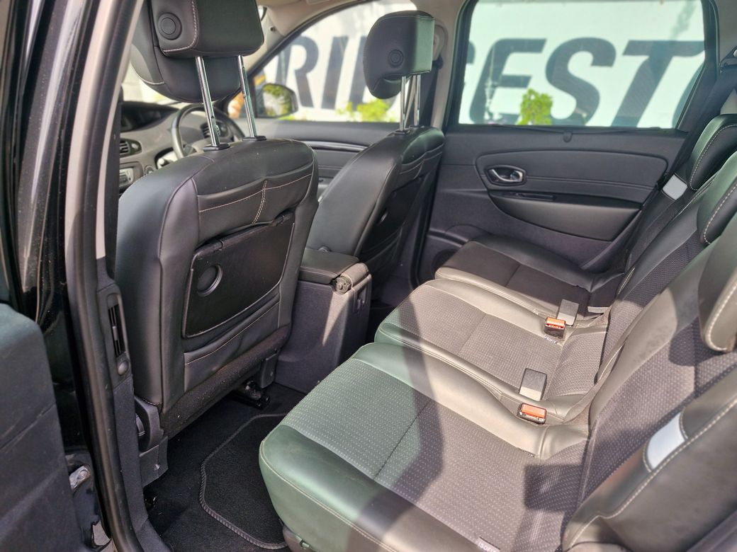 2016 Renault Scenic