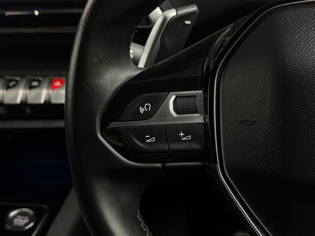 2023 Peugeot 5008