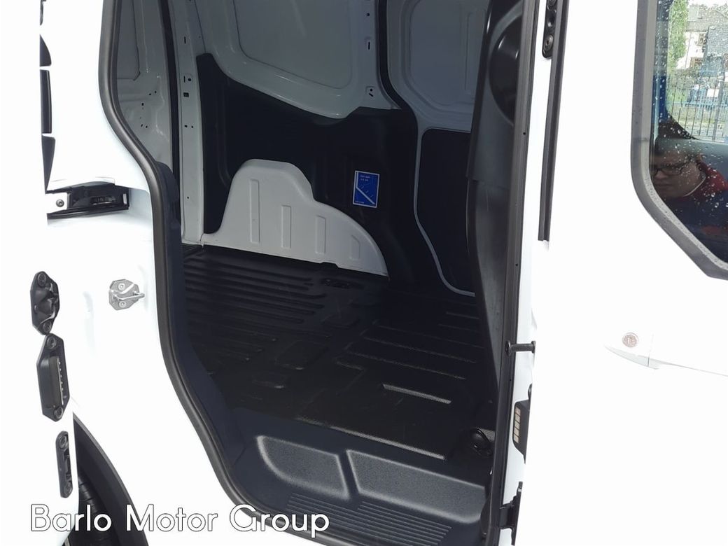 2025 Ford Transit Courier
