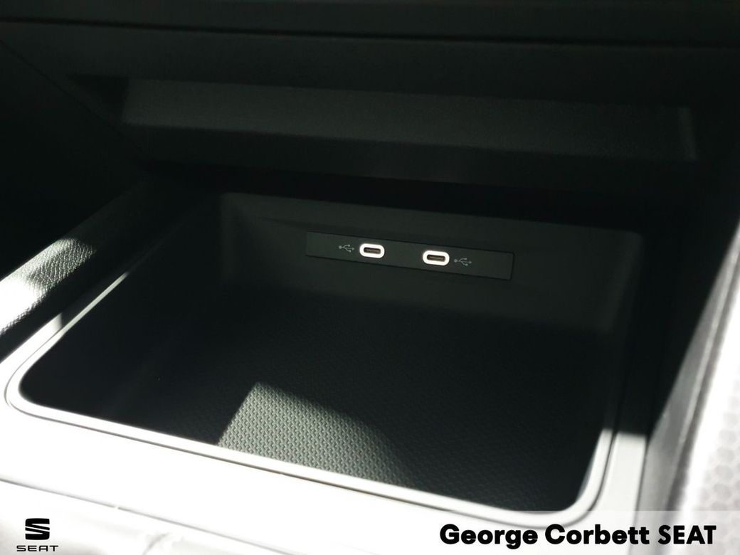 2025 SEAT Leon