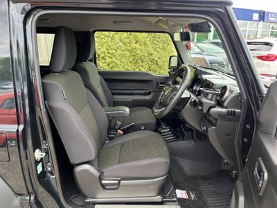 2025 Suzuki Jimny