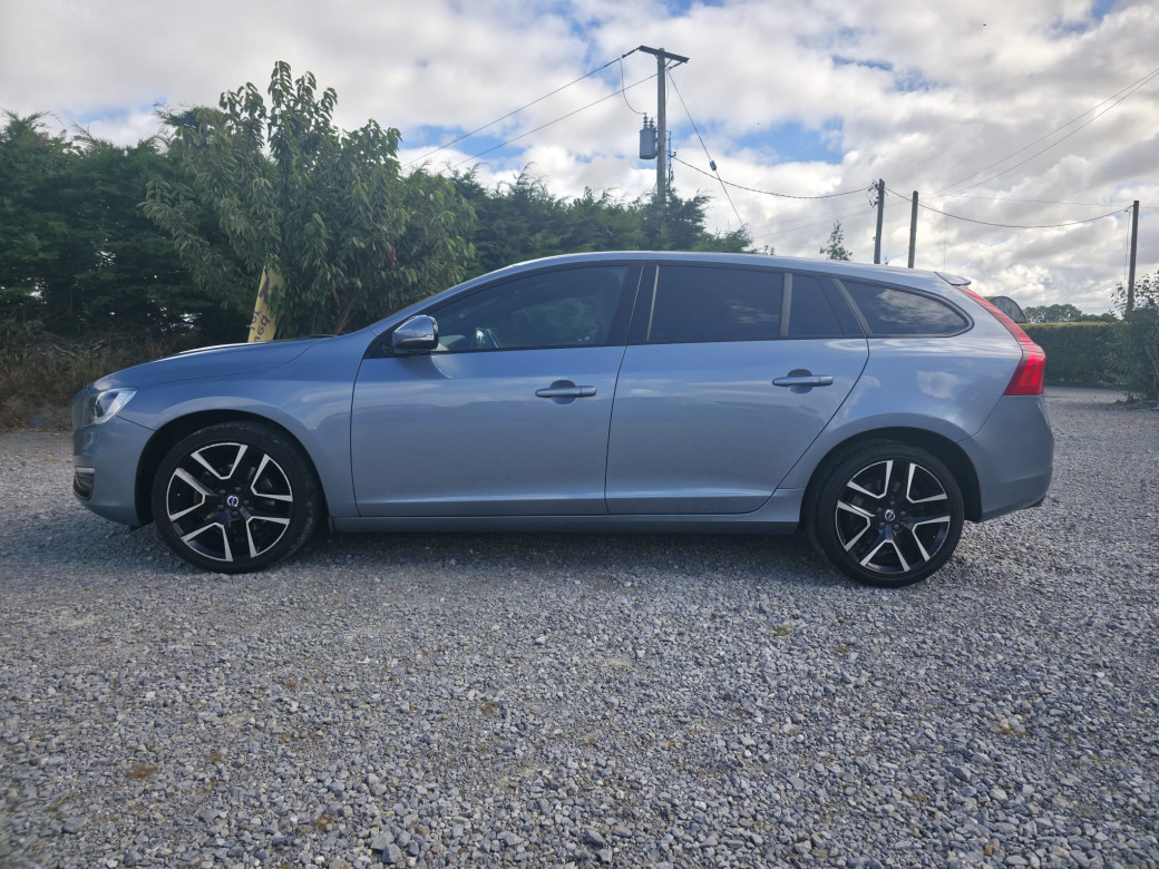 2017 Volvo V60