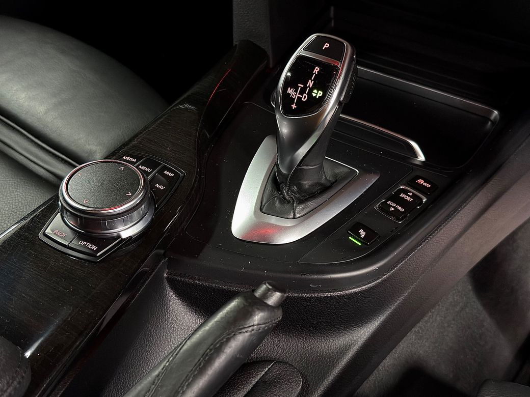 2018 BMW 3 Series