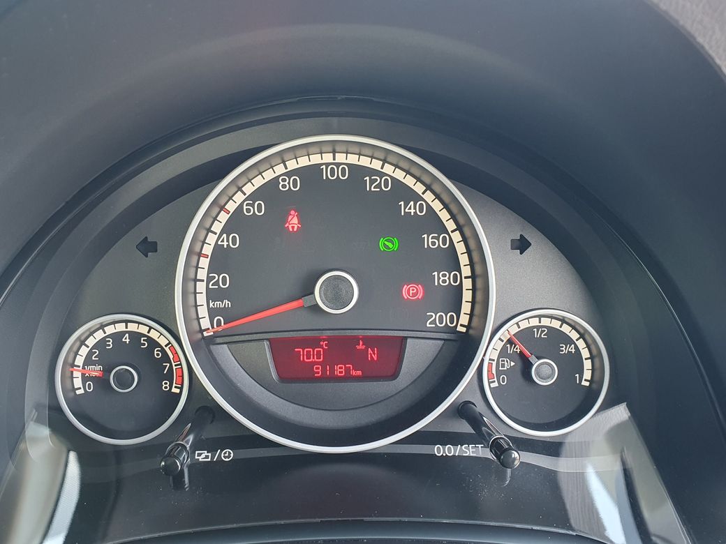2016 Volkswagen up!