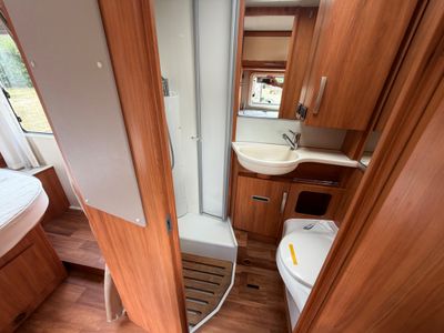 2015 HYMER  EXSIS- I EX 698 