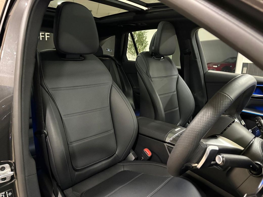 2025 Mercedes-Benz GLC Class