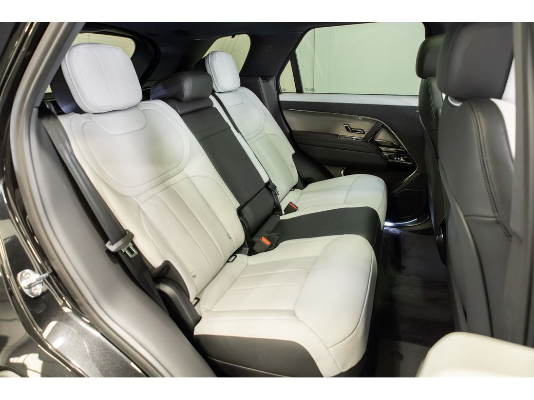 2026 Land Rover Range Rover Sport