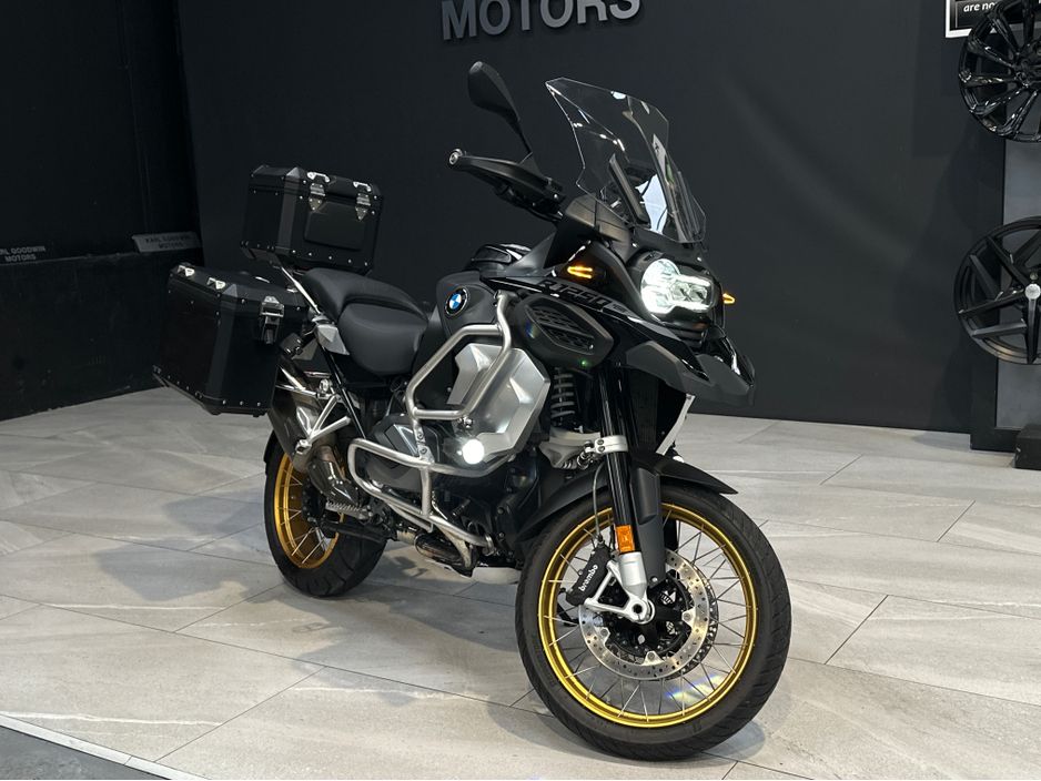 2022 BMW R1250