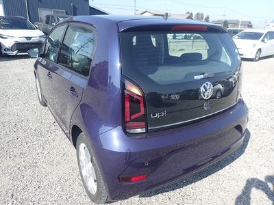 2017 Volkswagen up!