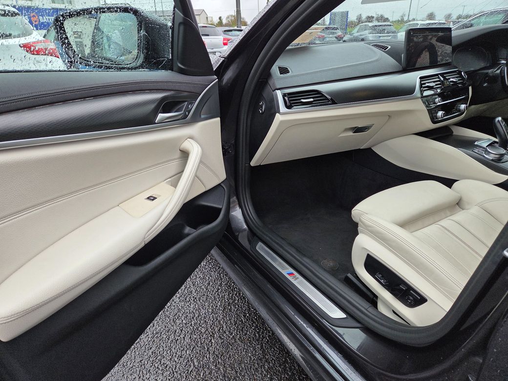 2022 BMW 5 Series