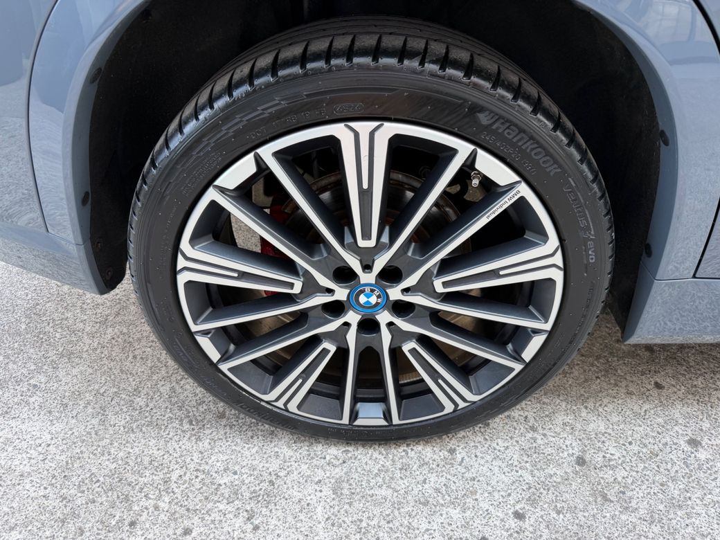 2024 BMW X1