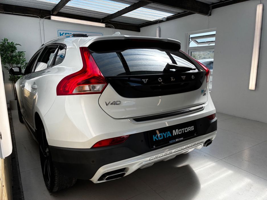 2016 Volvo V40 Cross Country