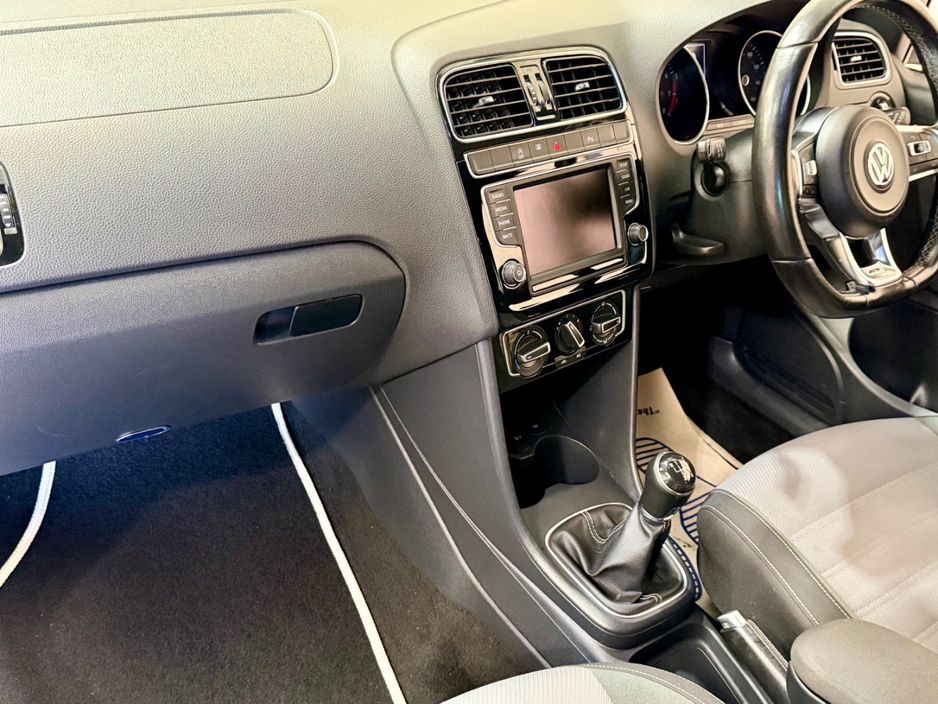 2015 Volkswagen Polo