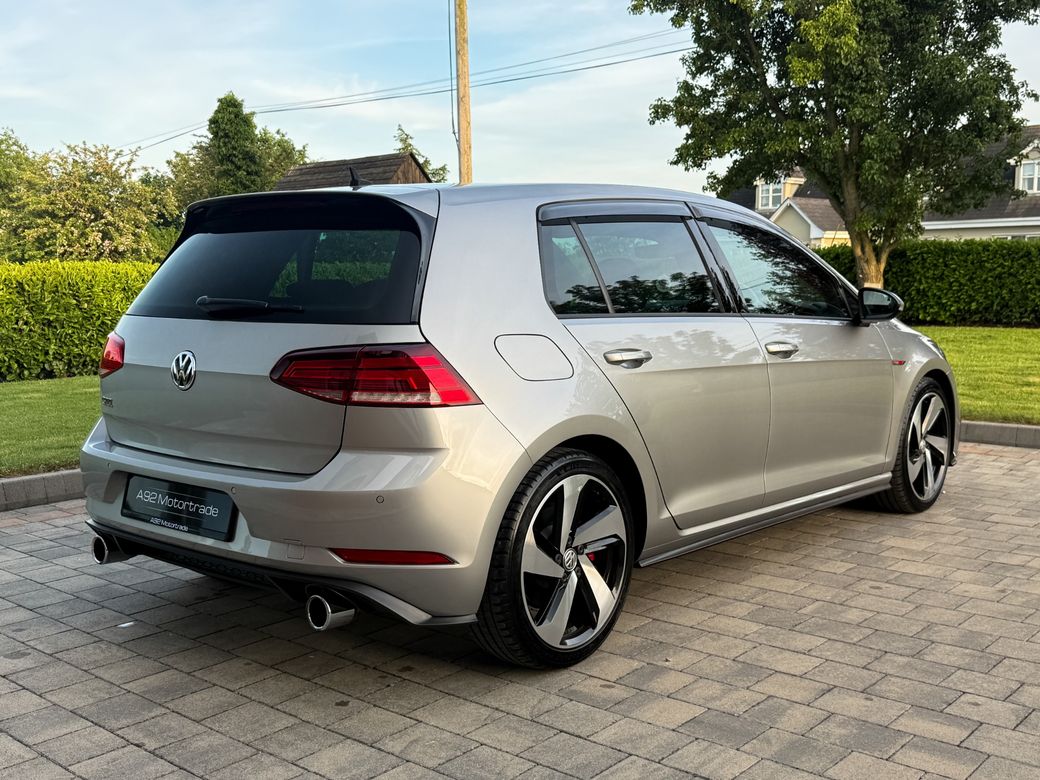 2017 Volkswagen Golf