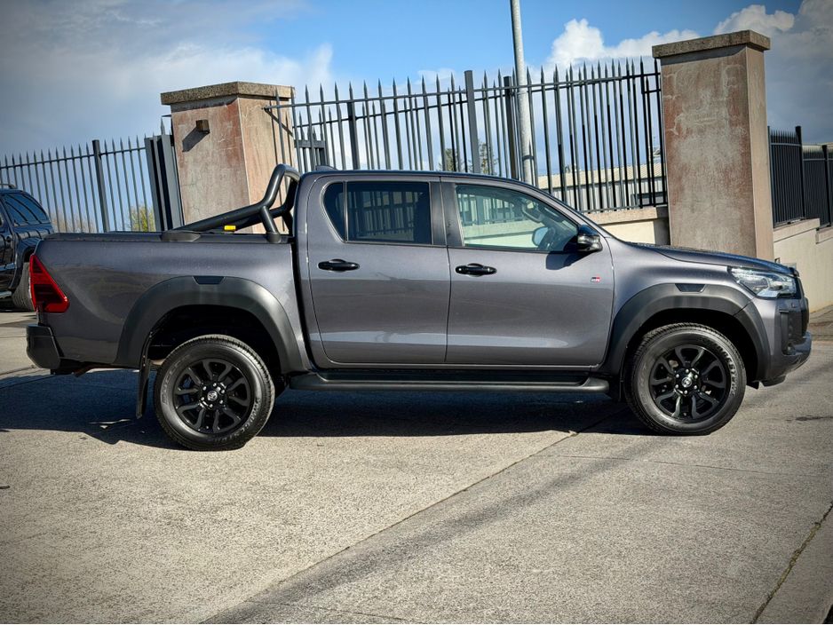 2023 Toyota Hilux