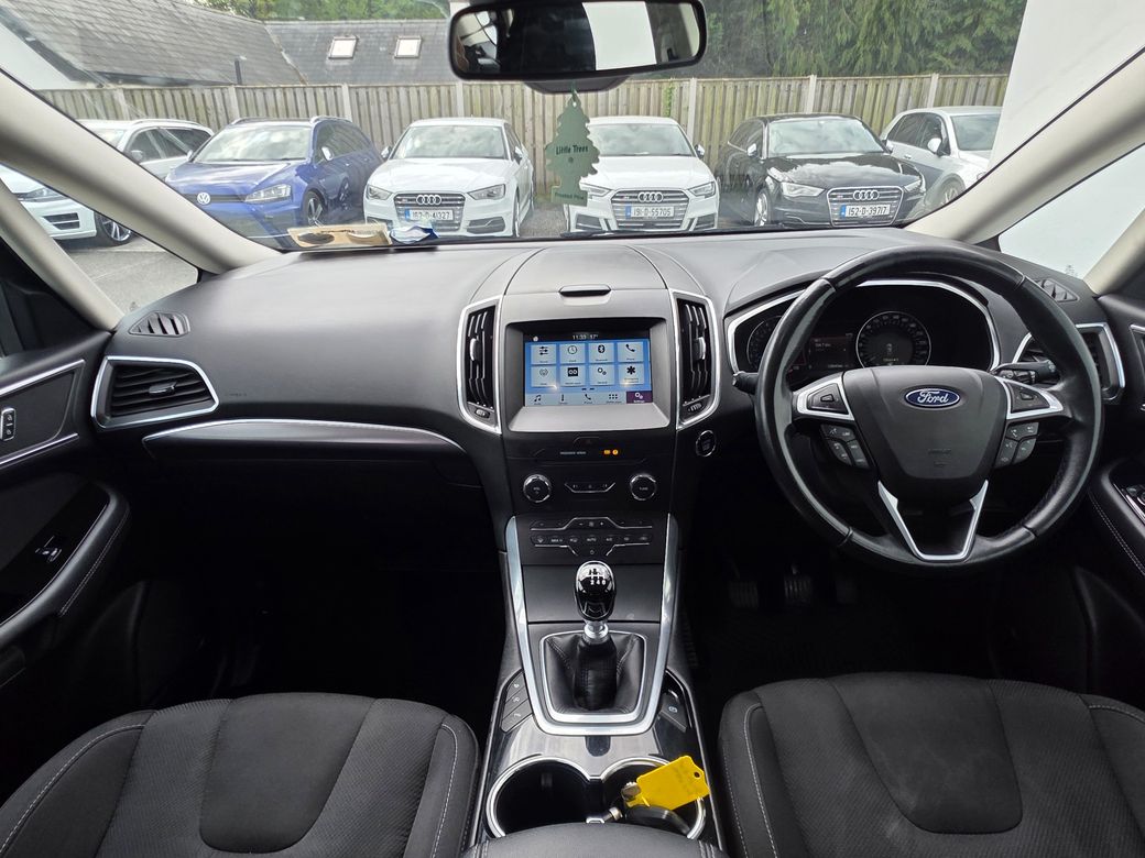 2020 Ford S-Max