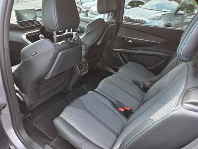 2022 Peugeot 5008