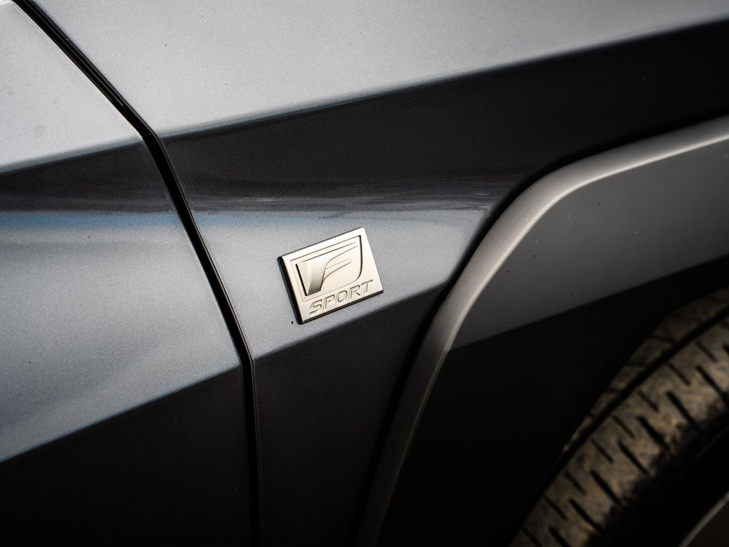 2023 Lexus UX 250H