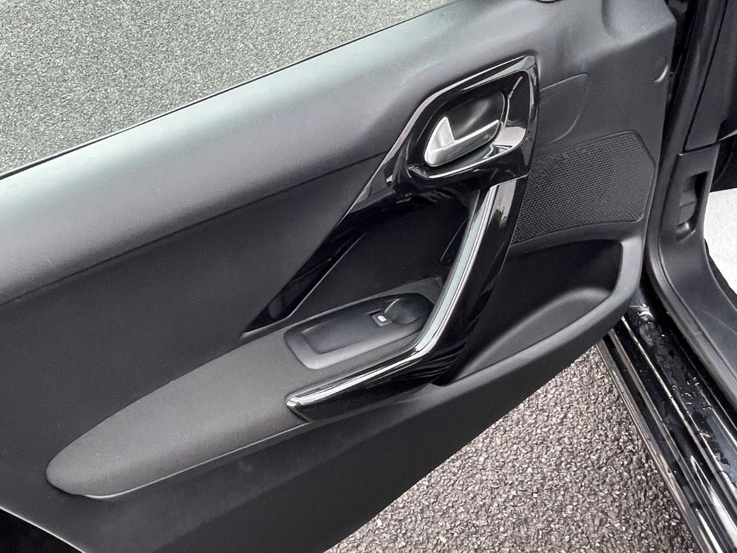 2017 Peugeot 208